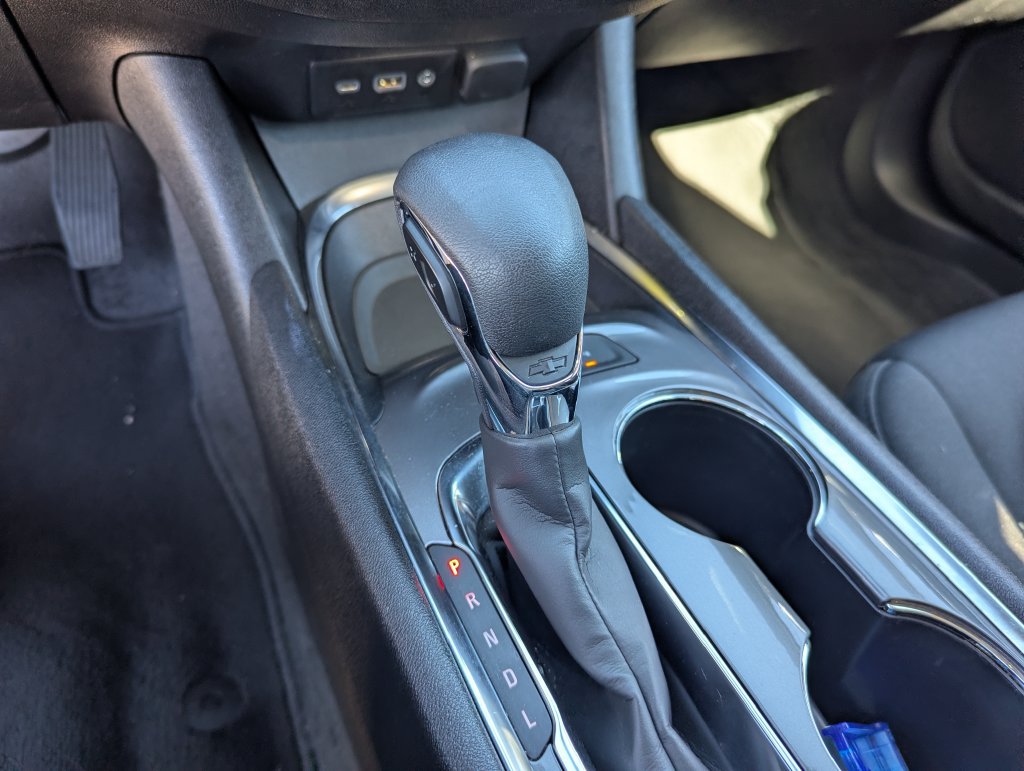 Used 2025 Chevrolet Malibu LT FWD image 13