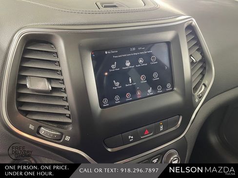 Used 2021 Jeep Cherokee Latitude Lux w/ Sun & Sound Group image 27