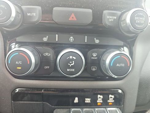 Used 2022 RAM 1500 Big Horn image 14