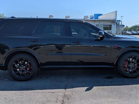Used 2026 Dodge Durango SRT Hellcat w/ Premium Group AWD/4WD image 9
