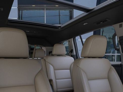 New 2026 Buick Enclave Preferred image 24