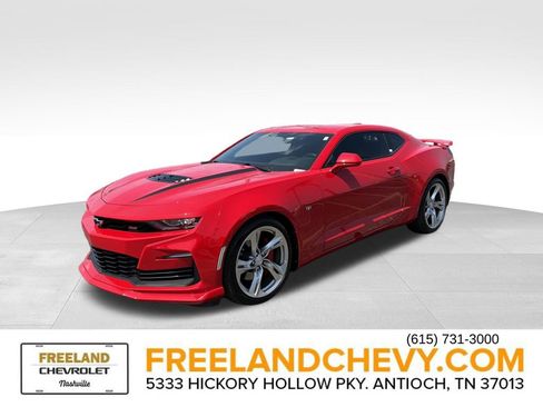 Used 2022 Chevrolet Camaro SS RWD image 7
