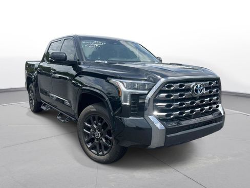 Used 2024 Toyota Tundra Platinum AWD/4WD image 4