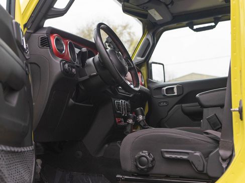 Used 2023 Jeep Wrangler Rubicon w/ LED Lighting Group image 14