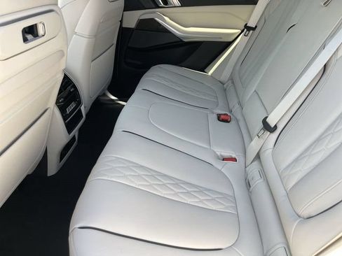 Used 2026 BMW X5 M60i w/ Executive Package AWD/4WD image 17