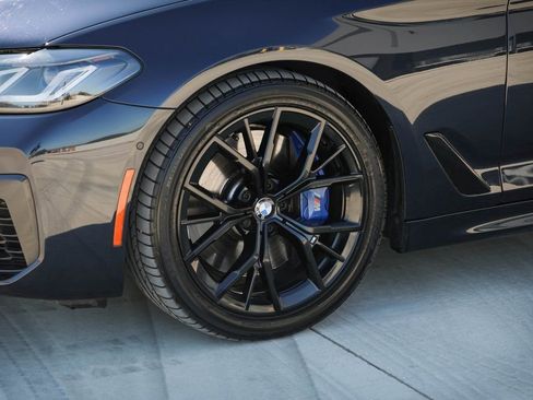 Used 2022 BMW M550i xDrive M550i xDrive image 35