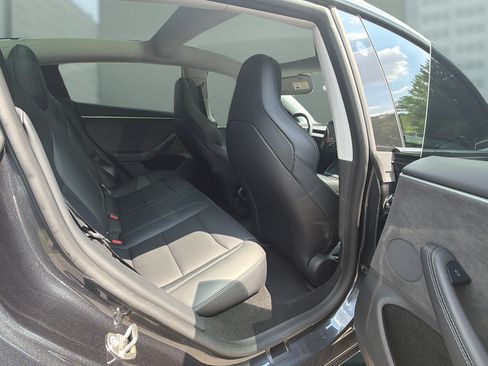 Used 2024 Tesla Model 3 Performance AWD/4WD image 16
