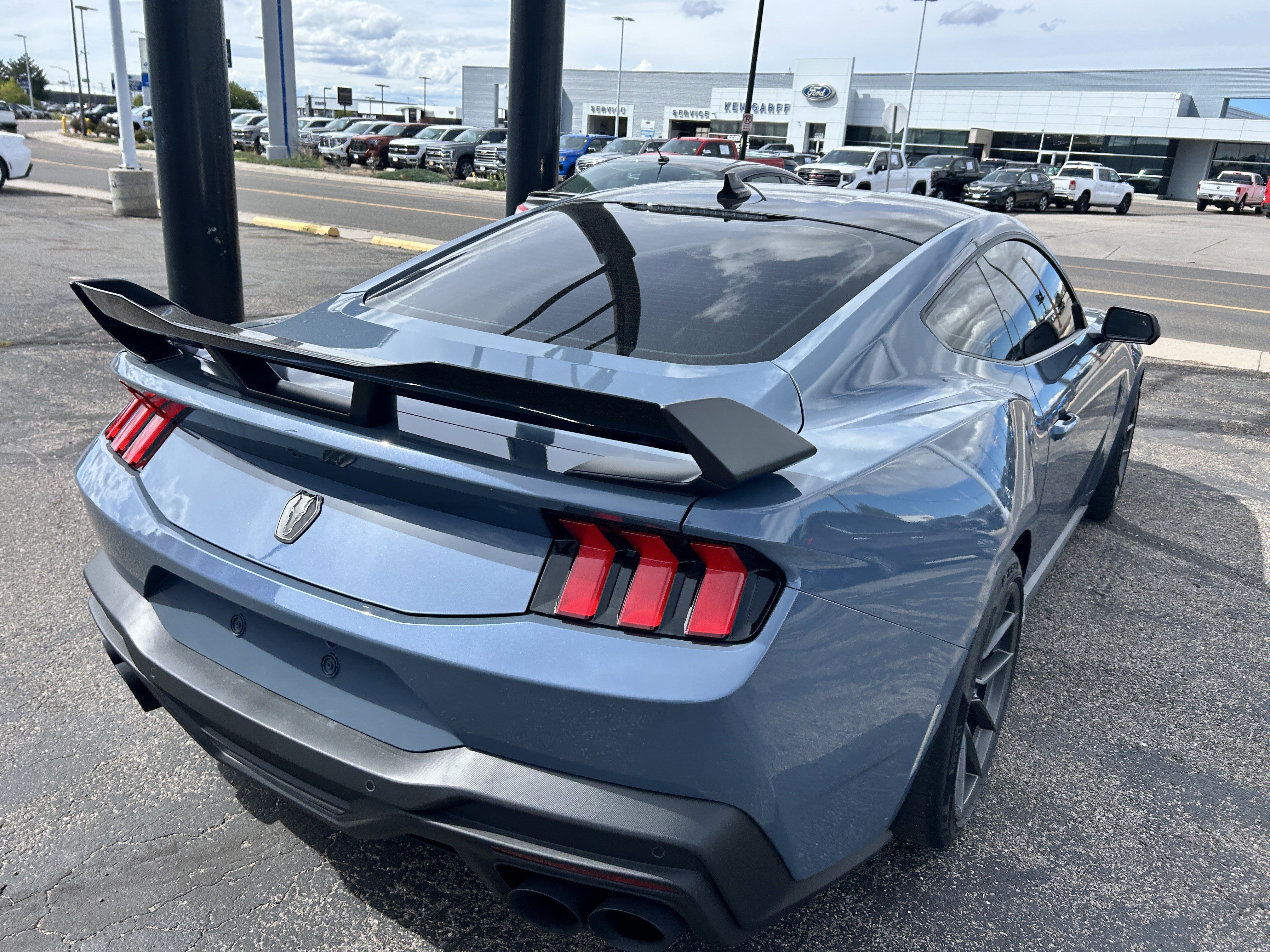 Used 2025 Ford Mustang Dark Horse w/ Dark Horse Handlin Package RWD image 5