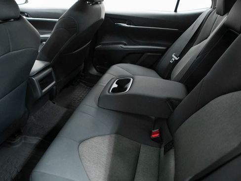 Used 2023 Toyota Camry LE w/ Protection Package (Q2) (TMS) FWD image 31