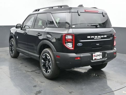 New 2025 Ford Bronco Sport Outer Banks image 8