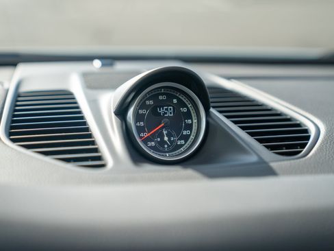 Certified 2019 Porsche 911 Carrera T RWD image 18