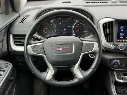Used 2024 GMC Terrain SLT AWD/4WD image 29