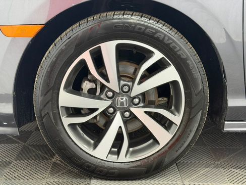 Used 2023 Honda Odyssey Touring image 13