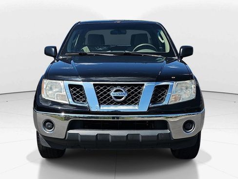 Used 2010 Nissan Frontier SE RWD image 12