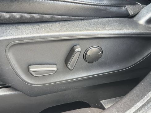 Used 2024 Ford Escape ST-Line FWD image 19