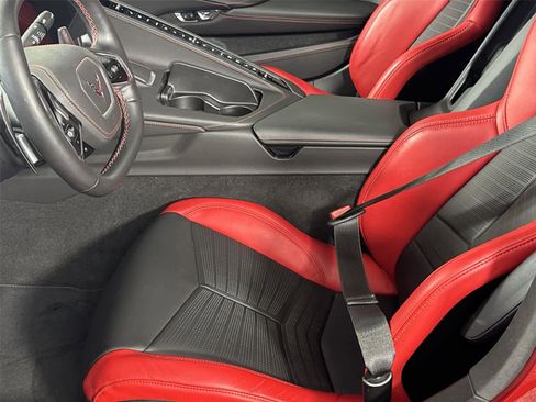 Used 2022 Chevrolet Corvette Stingray Premium Conv w/ Battery Protection Package RWD image 13