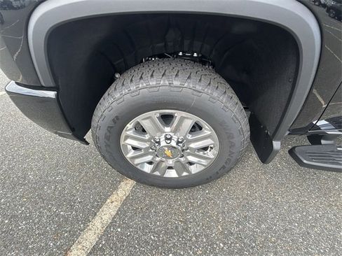 New 2025 Chevrolet Silverado 2500 High Country w/ Technology Package image 34