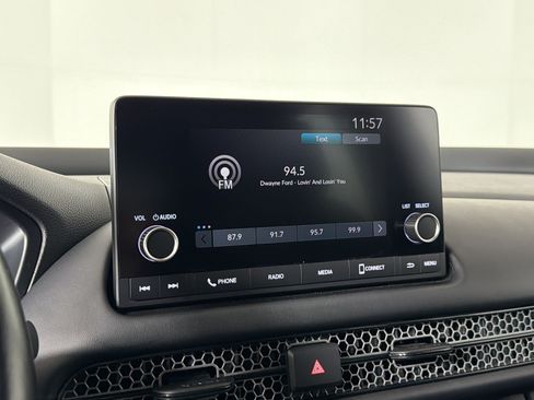 Used 2025 Honda HR-V Sport image 17