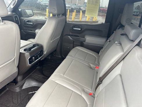 Used 2020 Chevrolet Silverado 1500 LTZ w/ LTZ Convenience Package AWD/4WD image 19