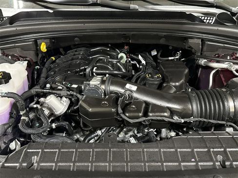 New 2025 Jeep Grand Cherokee Altitude w/ Trailer Tow Package image 24