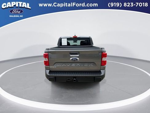 Certified 2022 Ford Maverick XLT w/ XLT Luxury Package image 7