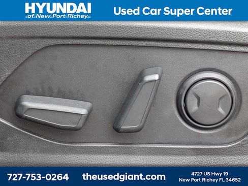 Certified 2023 Hyundai Tucson SEL w/ Convenience Package FWD image 23
