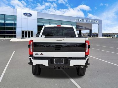 New 2026 Ford F350 Platinum w/ FX4 Off-Road Package