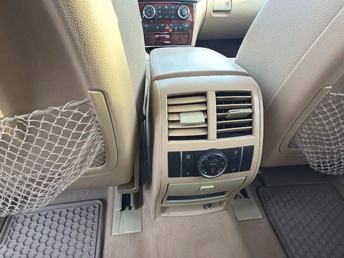 Used 2012 Mercedes-Benz GL 450 GL 450 4MATIC Sport Utility 4D image 25