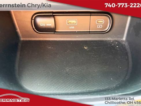 Used 2024 Kia Seltos S FWD image 16