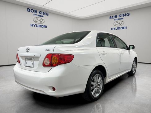 Used 2010 Toyota Corolla XLE FWD image 5