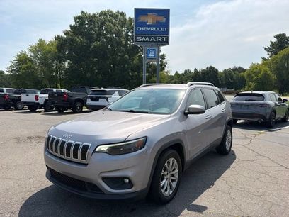 Used 2019 Jeep Cherokee Latitude w/ Cold Weather Group