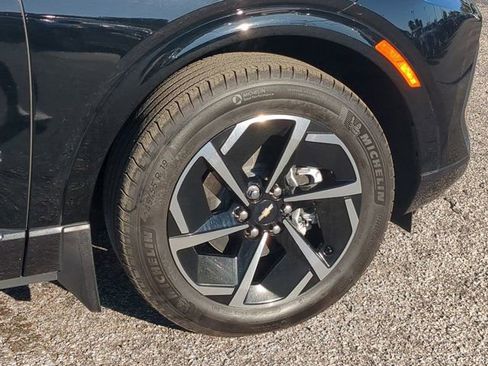 Used 2024 Chevrolet Equinox EV LT w/ LPO, Active Package image 10