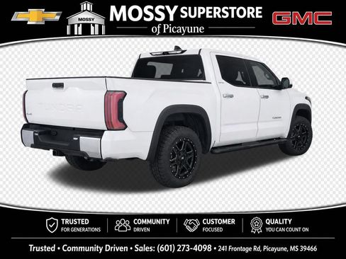 Used 2024 Toyota Tundra Limited w/ Power Package AWD/4WD image 4