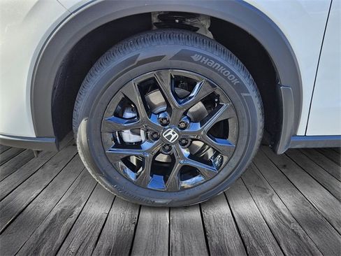 Certified 2024 Honda HR-V Sport image 9