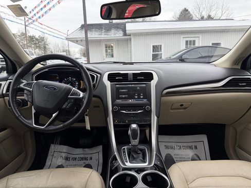 Used 2013 Ford Fusion Energi SE image 11