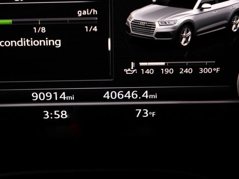 Used 2018 Audi Q5 2.0T Premium Plus w/ Premium Plus Package AWD/4WD image 18