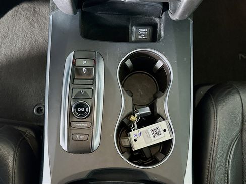 Used 2020 Acura MDX SH-AWD image 23