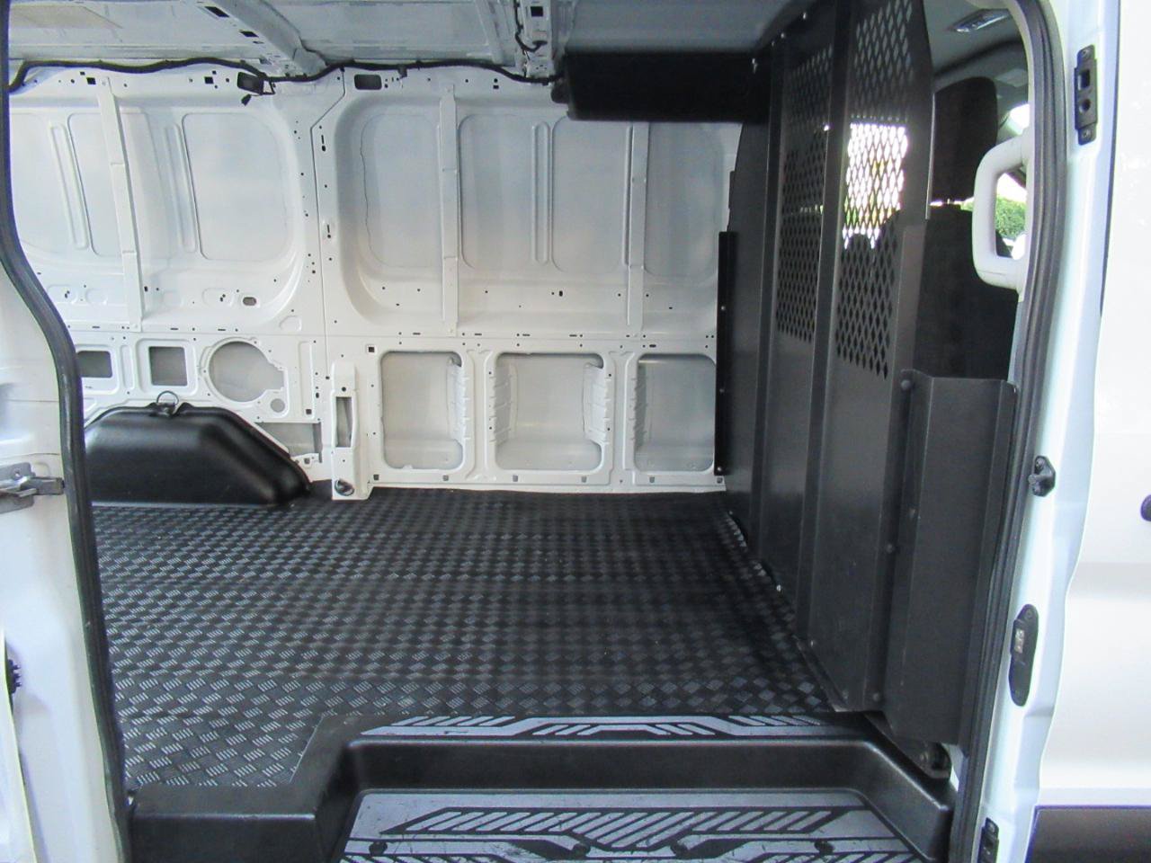 Used 2019 Ford Transit 250 130 Low Roof w/ Exterior Upgrade Package RWD image 13