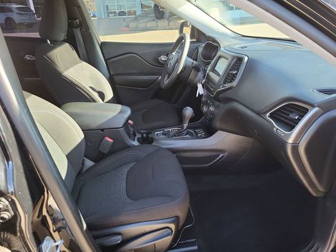 Used 2020 Jeep Cherokee Latitude image 26