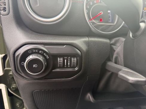 Used 2020 Jeep Wrangler Unlimited Rubicon w/ Quick Order Package 28Y Recon image 13