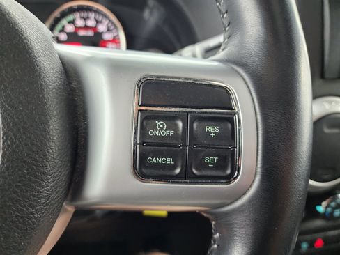 Used 2014 Jeep Wrangler Unlimited Rubicon AWD/4WD image 15