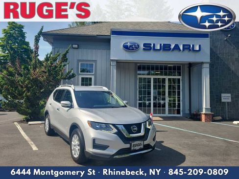 Used 2018 Nissan Rogue SV AWD/4WD image 1