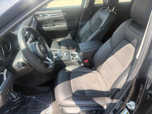 Used 2019 MAZDA CX-5 Touring FWD image 10