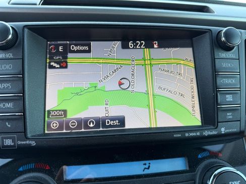 Used 2016 Toyota RAV4 Limited AWD/4WD image 10