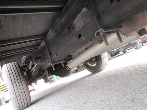 Used 2015 Chevrolet Express 3500 image 21