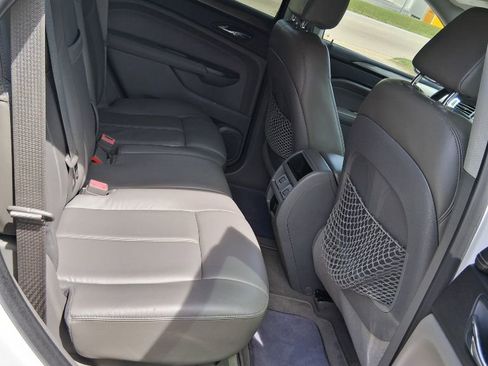 Used 2012 Cadillac SRX FWD image 11