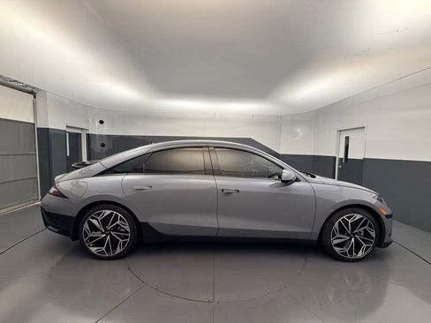 Used 2024 Hyundai Ioniq 6 Limited RWD image 6