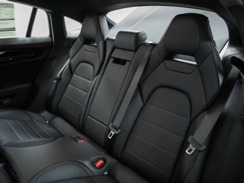 New 2026 Porsche Panamera GTS AWD/4WD image 37