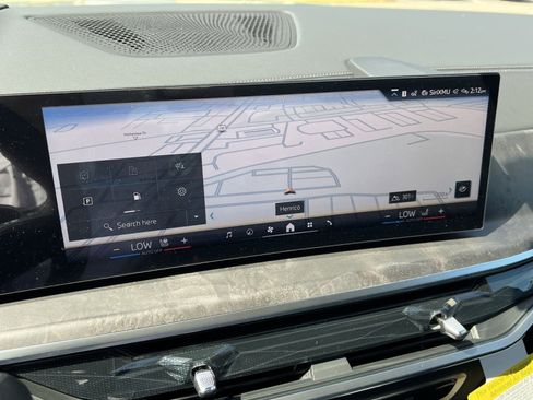 New 2026 BMW X7 xDrive40i AWD/4WD image 17