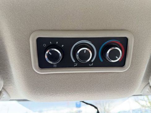 Used 2023 Chevrolet Express 3500 LS image 27